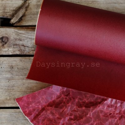 Zoom bild av Vaxat kraftpapper Mörkröd blompapper